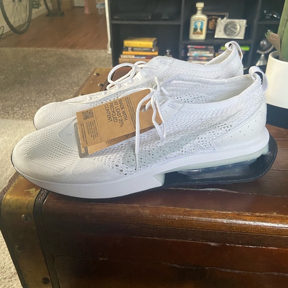 Air Max Flyknit Racer NN Sneaker - Picture 3 of 13